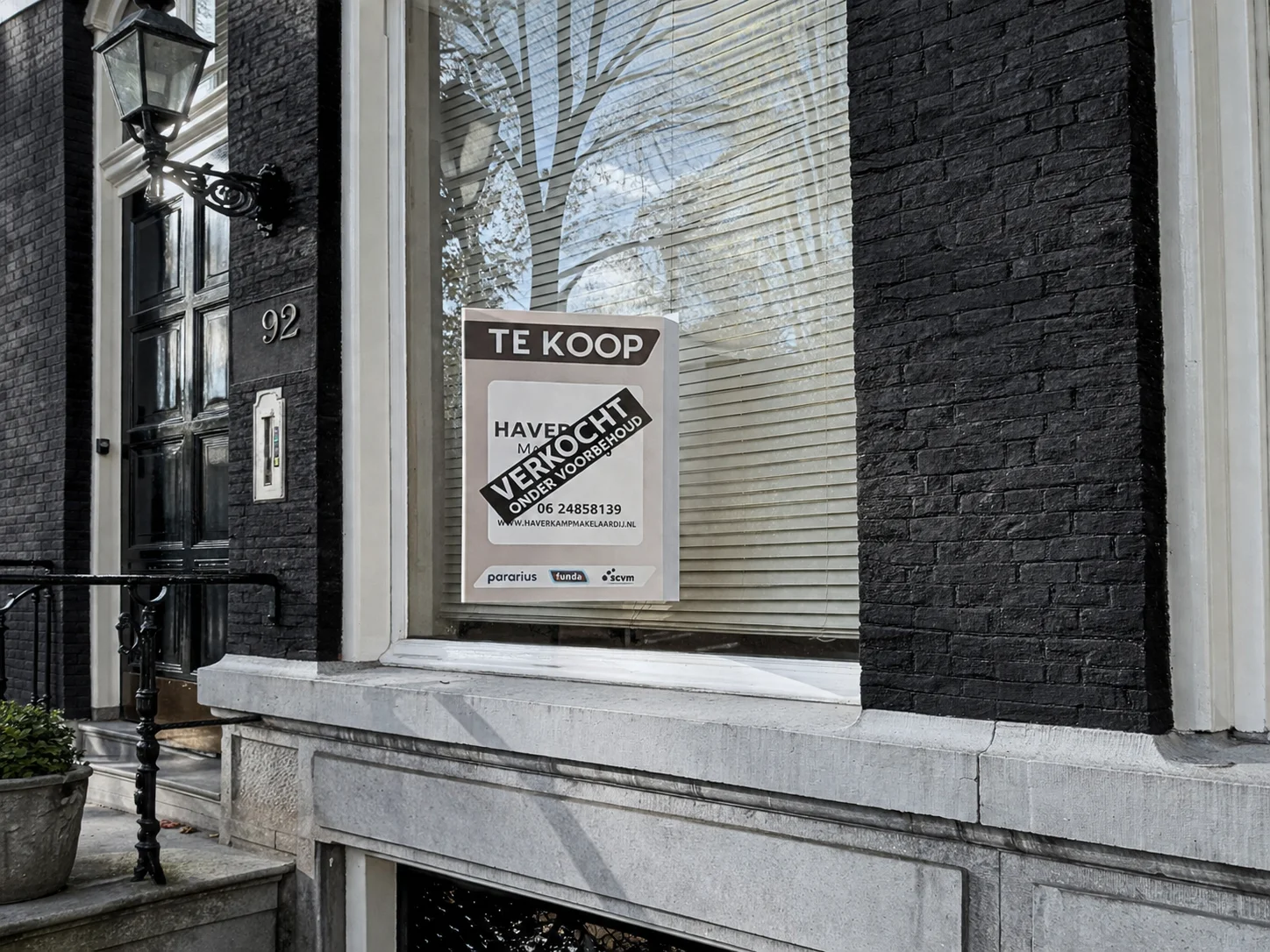 Buying — Haverkamp Makelaardij FOR SALE sign, Singel Amsterdam